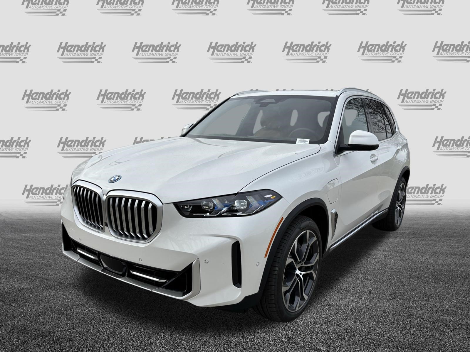 Certified 2026 BMW X5 xDrive50e w/ Executive Package AWD/4WD image 7