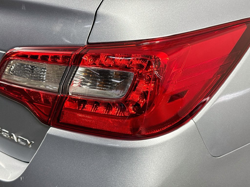 Used 2016 Subaru Legacy 2.5i Limited AWD/4WD image 33