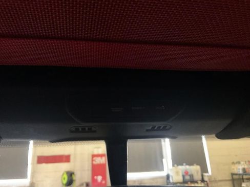 Used 2022 Jeep Wrangler Unlimited Sport image 19