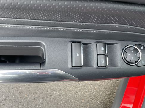 Used 2025 Ford Mustang Premium RWD image 20