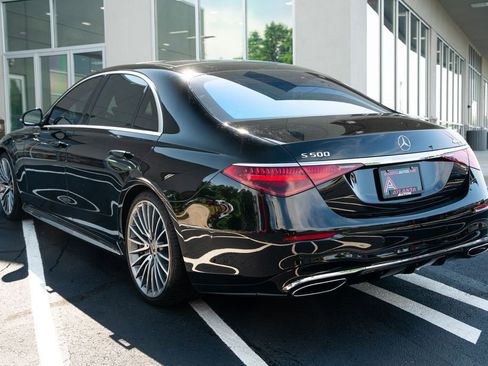 Used 2022 Mercedes-Benz S 500 4MATIC w/ AMG Line Package image 16