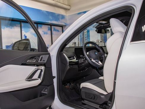 Certified 2024 BMW X2 xDrive28i w/ Premium Package image 13