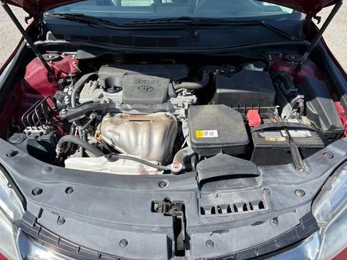 Used 2017 Toyota Camry XSE FWD image 23