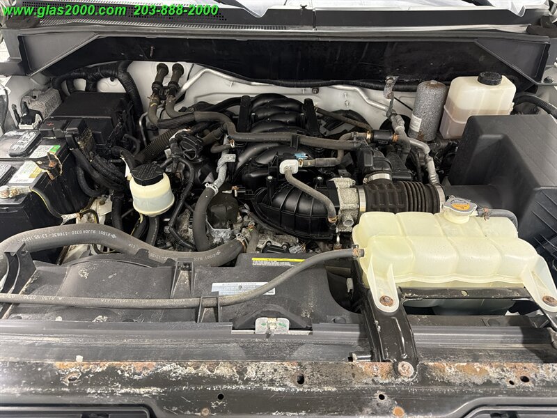 Used 2020 Nissan NV 3500 SV w/ Back Door Glass Package RWD image 6