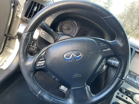 Used 2010 INFINITI G37 Sport image 28