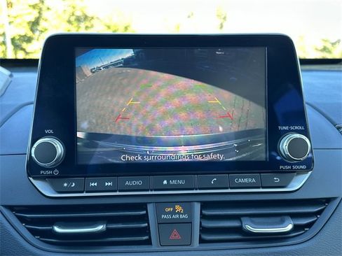 Used 2019 Nissan Altima 2.5 SV image 17