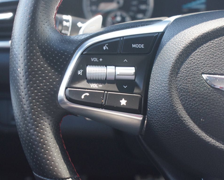 Used 2023 Genesis G70 2.0T w/ Sport Prestige Package AWD/4WD image 11