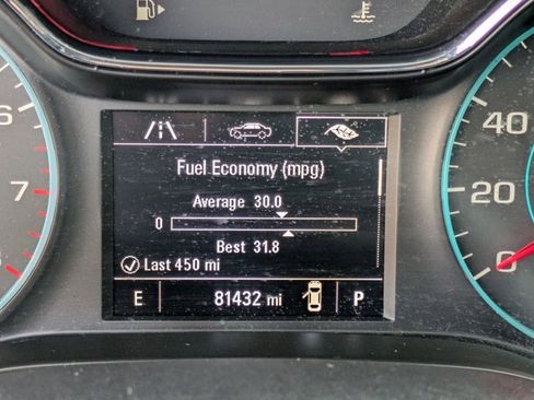 Used 2018 Chevrolet Cruze LT w/ LT Fleet Convenience Package image 8