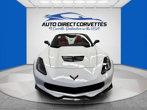 Used 2015 Chevrolet Corvette Z06 w/ 3LZ Preferred Equipment Group RWD image 2