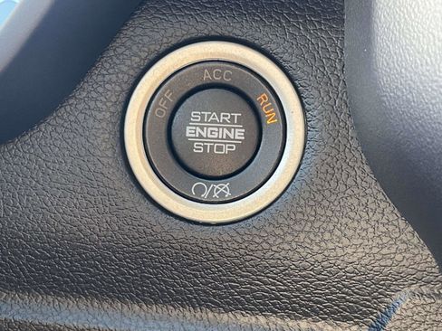 Used 2024 RAM 2500 Big Horn w/ Bed Utility Group image 8