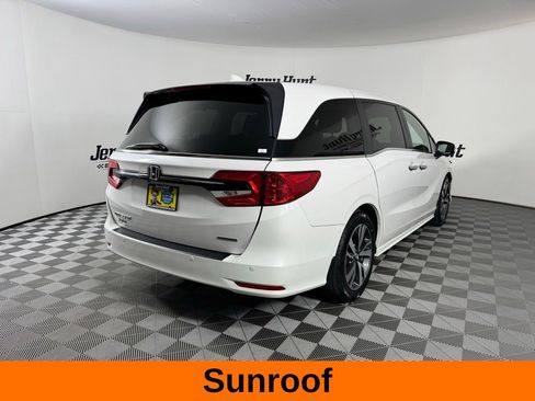 Used 2023 Honda Odyssey Touring image 7
