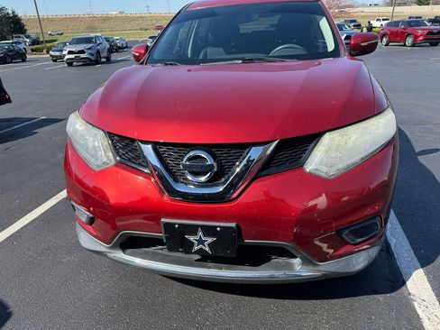 Used 2015 Nissan Rogue S image 4