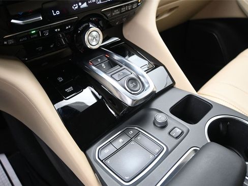 Used 2022 Acura MDX SH-AWD w/ Technology Package image 5