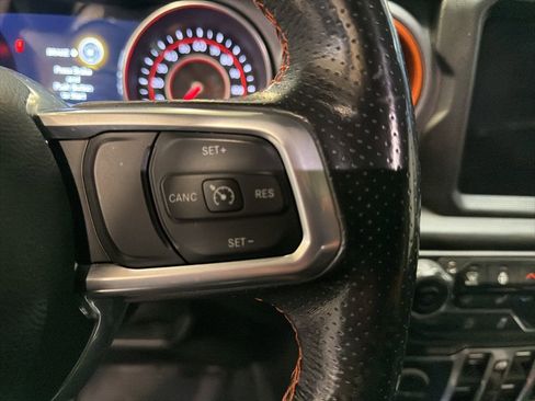 Used 2021 Jeep Gladiator Mojave w/ Dual Top Group image 42