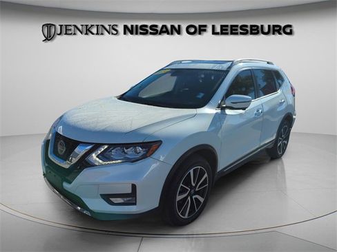 Certified 2020 Nissan Rogue SL w/ Premium Package image 3