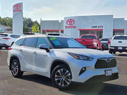 Used 2020 Toyota Highlander XLE