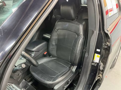 Used 2018 Ford Explorer Limited AWD/4WD image 19
