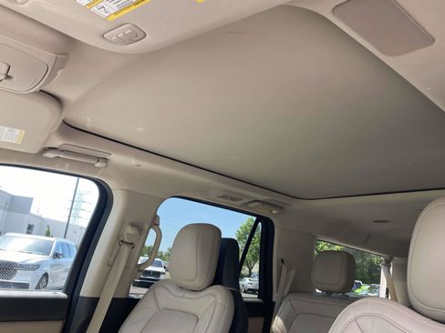 Certified 2024 Lincoln Navigator L Reserve AWD/4WD image 23