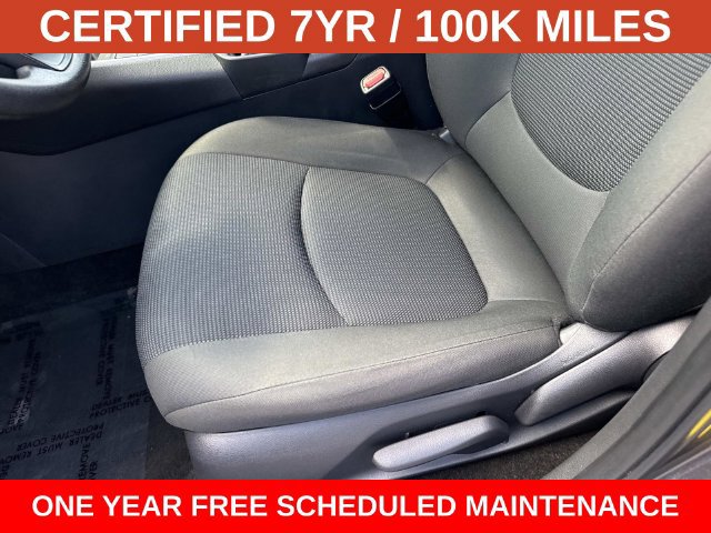 Used 2025 Toyota RAV4 LE AWD/4WD image 15