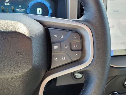 New 2025 Ford Bronco Outer Banks image 40