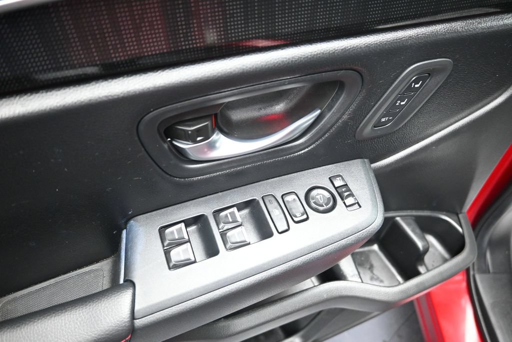 Used 2025 Honda Pilot Black Edition image 10