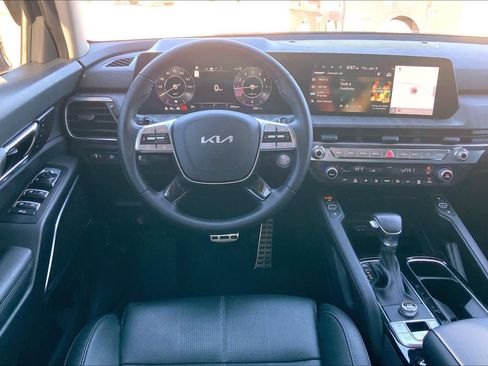 Certified 2024 Kia Telluride SX image 5