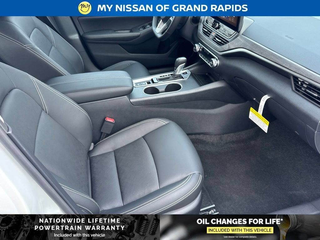 New 2026 Nissan Altima 2.5 SV w/ SV Premium Package FWD image 22