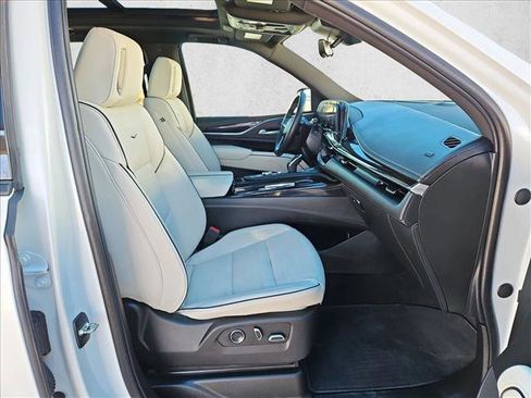 Certified 2024 Cadillac Escalade Sport w/ Touring Package image 25