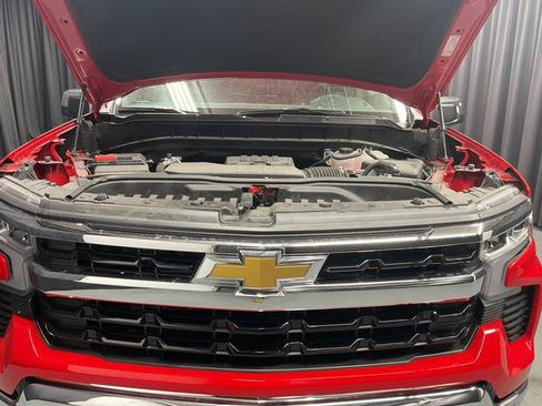 Used 2026 Chevrolet Silverado 1500 LT AWD/4WD image 17