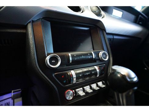 Used 2018 Ford Mustang GT Premium image 19