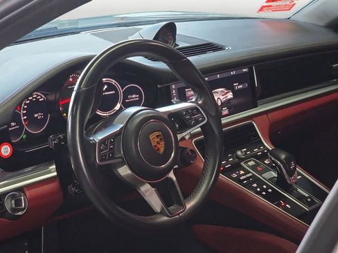 Used 2018 Porsche Panamera 4S w/ Premium Package Plus image 10