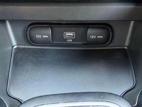 Used 2022 Kia Soul LX w/ Technology Package FWD image 25
