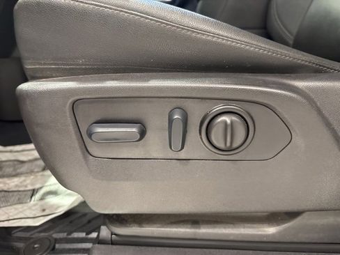 Certified 2023 Chevrolet Silverado 2500 LTZ image 18