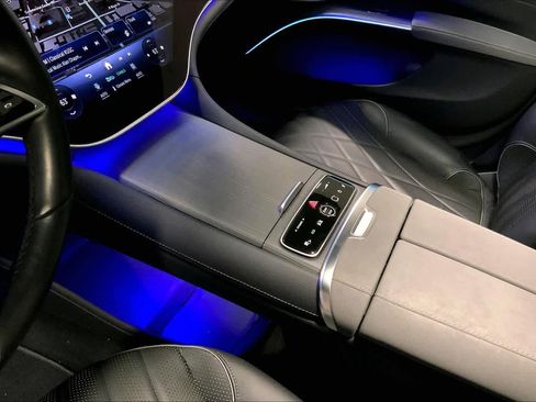 Certified 2023 Mercedes-Benz EQS 580 4MATIC Sedan image 16