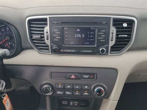 Used 2019 Kia Sportage LX FWD image 13
