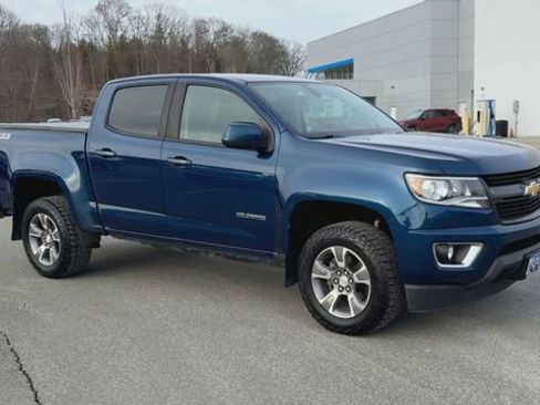 Used 2019 Chevrolet Colorado Z71 image 2