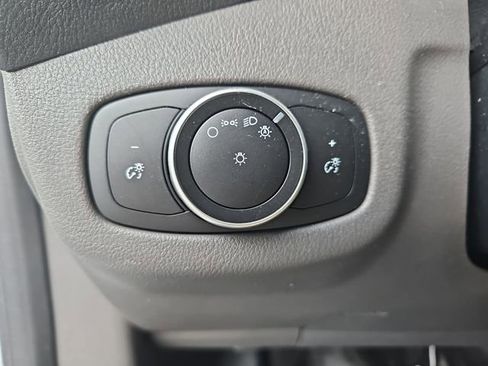 Used 2020 Ford Transit Connect XL image 22