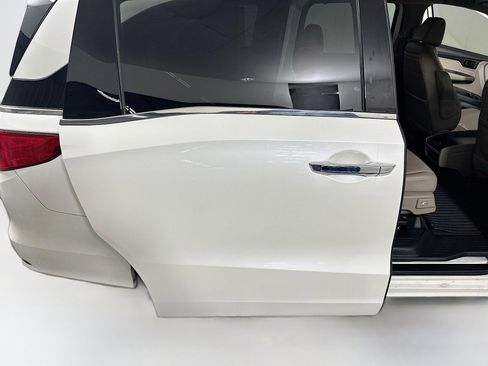 Used 2018 Honda Odyssey Elite image 31