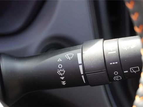 Used 2024 Subaru Crosstrek 2.5i Limited image 31