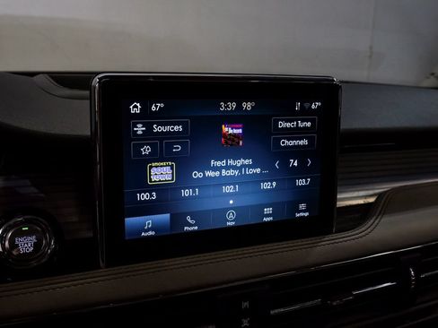 Used 2022 Lincoln Corsair AWD w/ Premium Package image 32