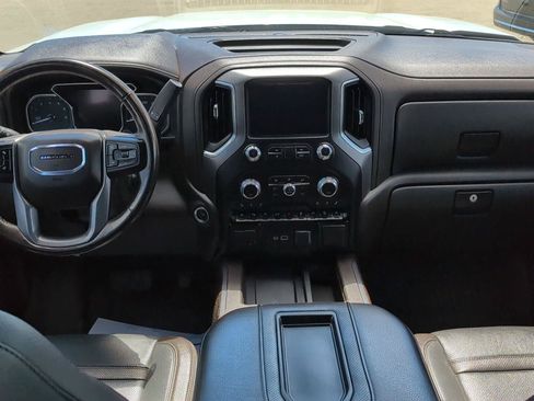 Used 2020 GMC Sierra 1500 Denali w/ Denali Ultimate Package AWD/4WD image 16