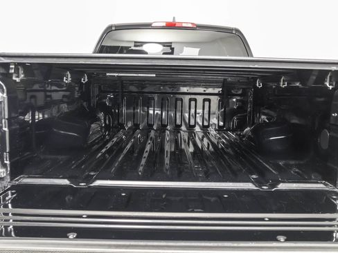 Used 2022 Nissan Frontier S w/ Technology Package image 39