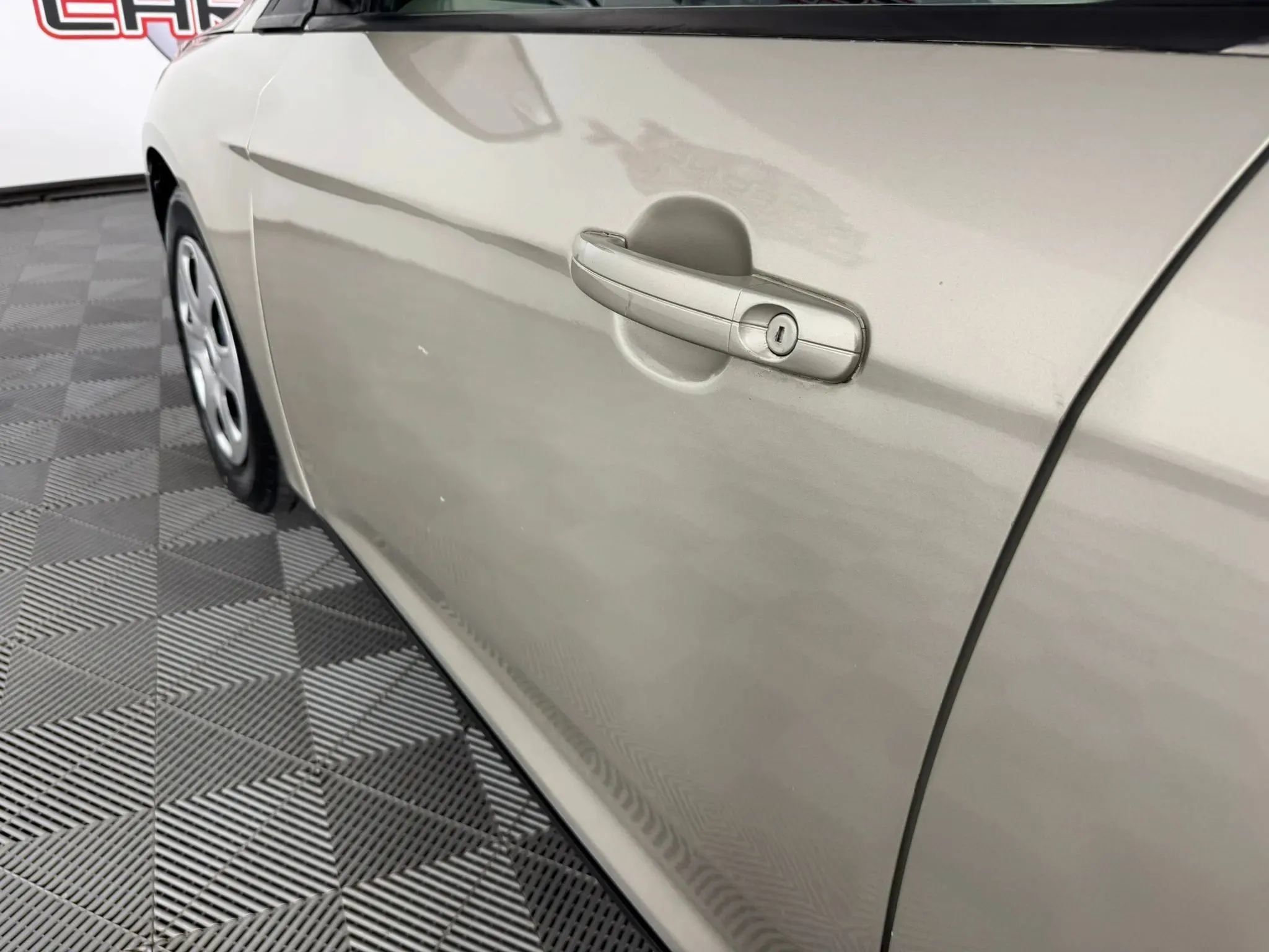 Used 2017 Ford Focus SE FWD image 22