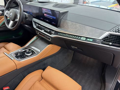 Used 2024 BMW X6 xDrive40i w/ Executive Package image 31