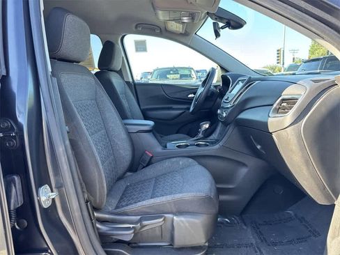 Used 2022 Chevrolet Equinox LT image 34