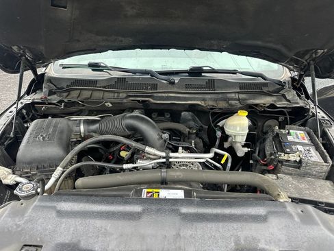 Used 2016 RAM 1500 Express w/ Popular Equipment Group AWD/4WD image 8