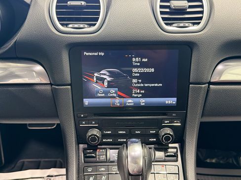 Certified 2019 Porsche 718 Cayman S RWD image 26