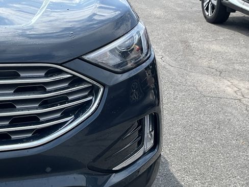 Used 2022 Ford Edge Titanium w/ Class II Trailer Tow Package AWD/4WD image 12