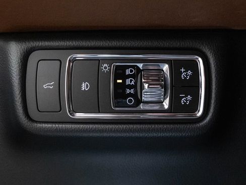 Used 2021 Lincoln Aviator Reserve w/ Equipment Group 202A AWD/4WD image 23