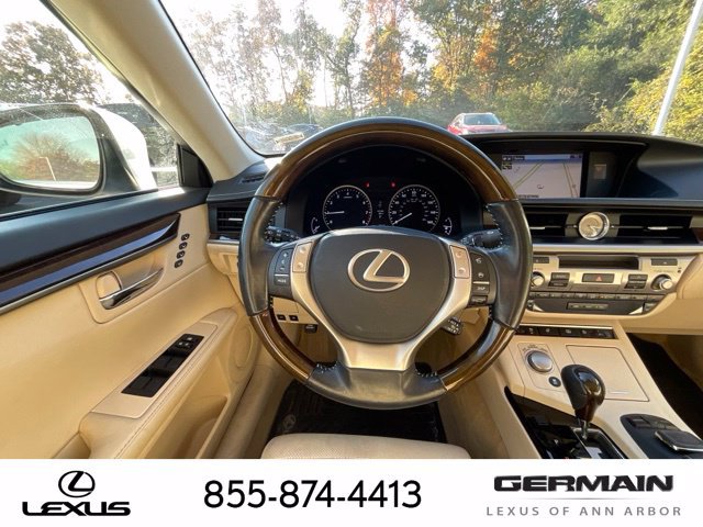 Used 2015 Lexus ES 350 w/ Ultra Luxury Package FWD image 15